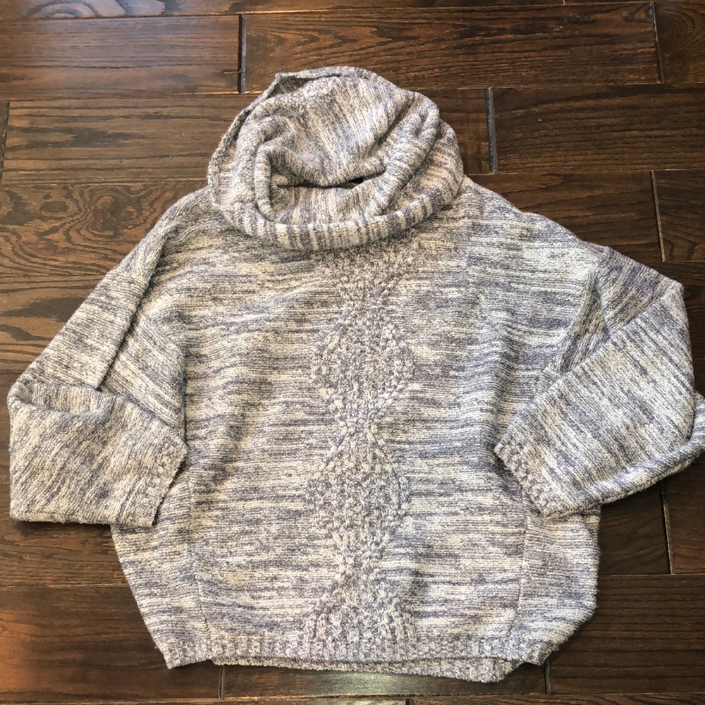 Fate knit sweater size small
